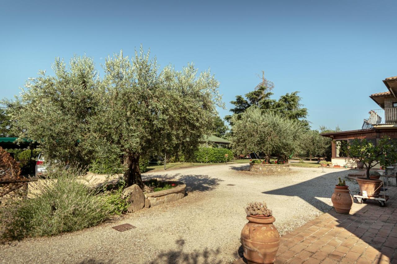 Agriturismo La Rocca Assisi Bauernhof Petrignano