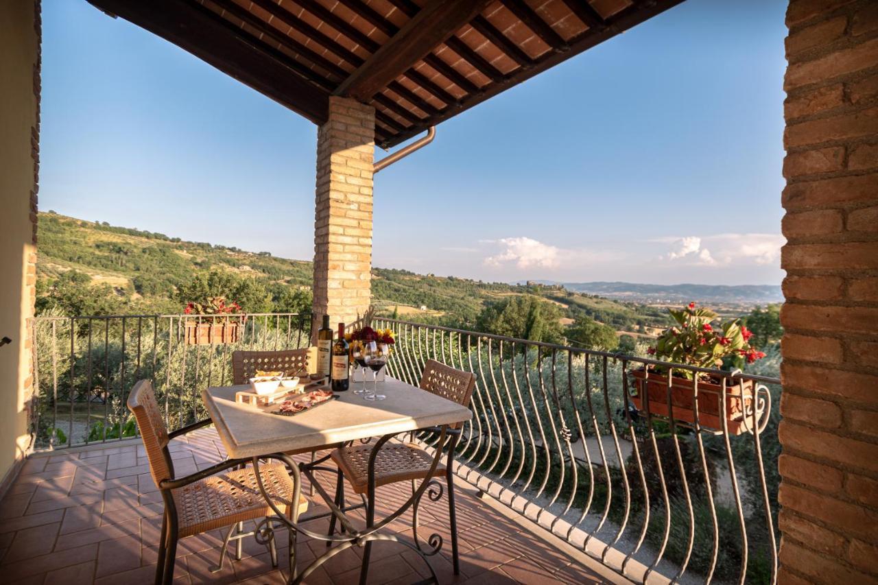 Agriturismo La Rocca Assisi Bauernhof *
